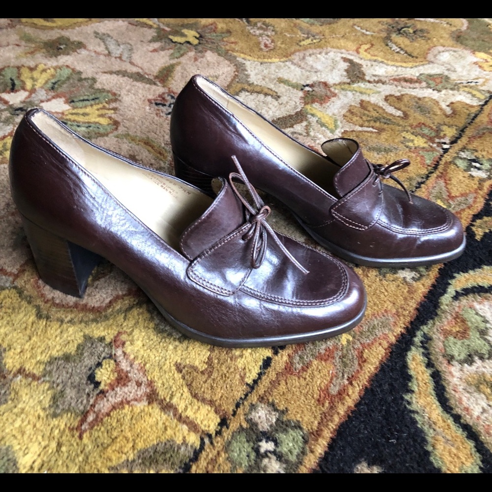 Brown leather office heels